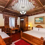 Brilant Antik 4* Tirana