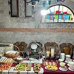 Brilant Antik 4* Tirana