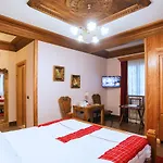 Brilant Antik Hotel Tirana