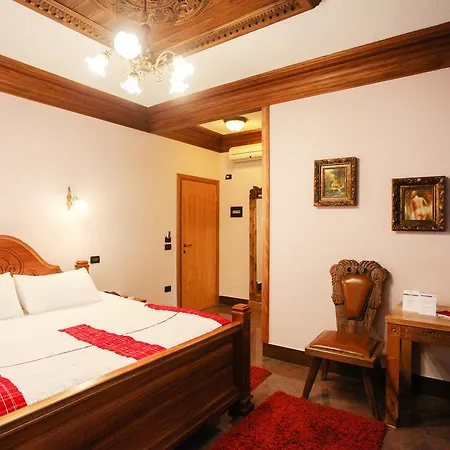 Brilant Antik Center Hotel 호텔