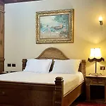 Brilant Antik Szálloda 4*