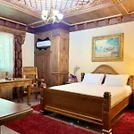 Hotel Brilant Antik