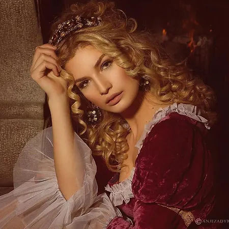 Brilant Antik טיראנה