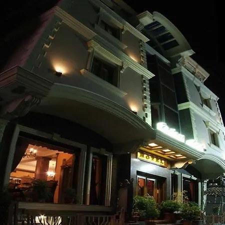 Hotel Brilant Antik