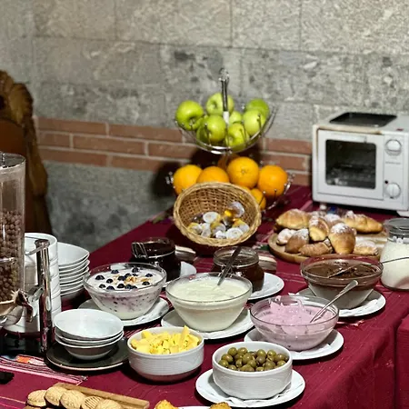 Brilant Antik 地拉那