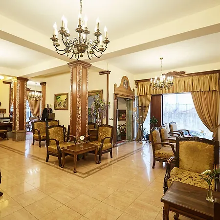 Brilant Antik טיראנה