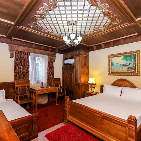 Hotel Brilant Antik