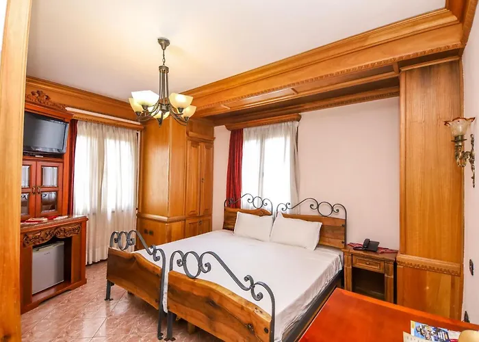 Brilant Antik 酒店