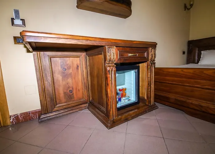 Brilant Antik 4* Tiran