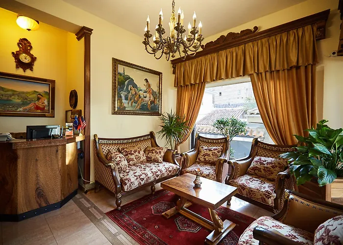 Brilant Antik 酒店 地拉那