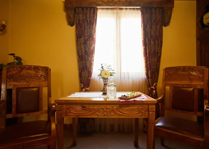 酒店 Brilant Antik 4*