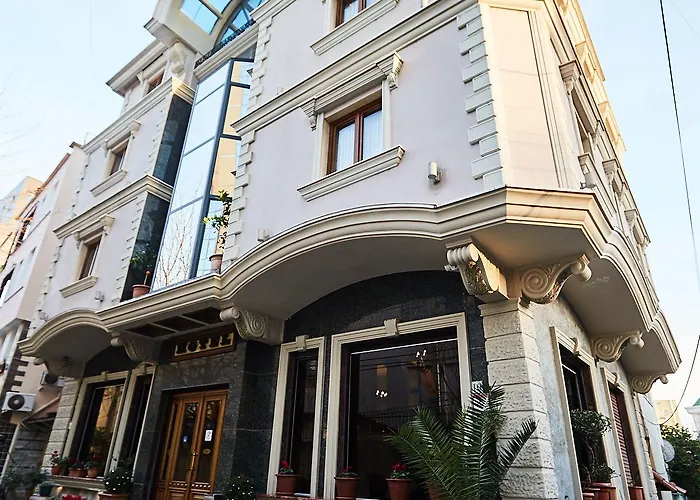 Brilant Antik 地拉那