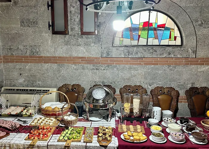 Brilant Antik 4* 地拉那