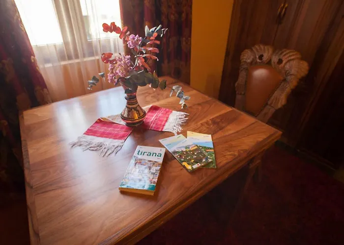 Brilant Antik 酒店